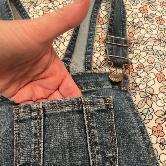 Girls Denim Overall Dress by True Craft-very good condition-Size 6x - Picture 9 of 14